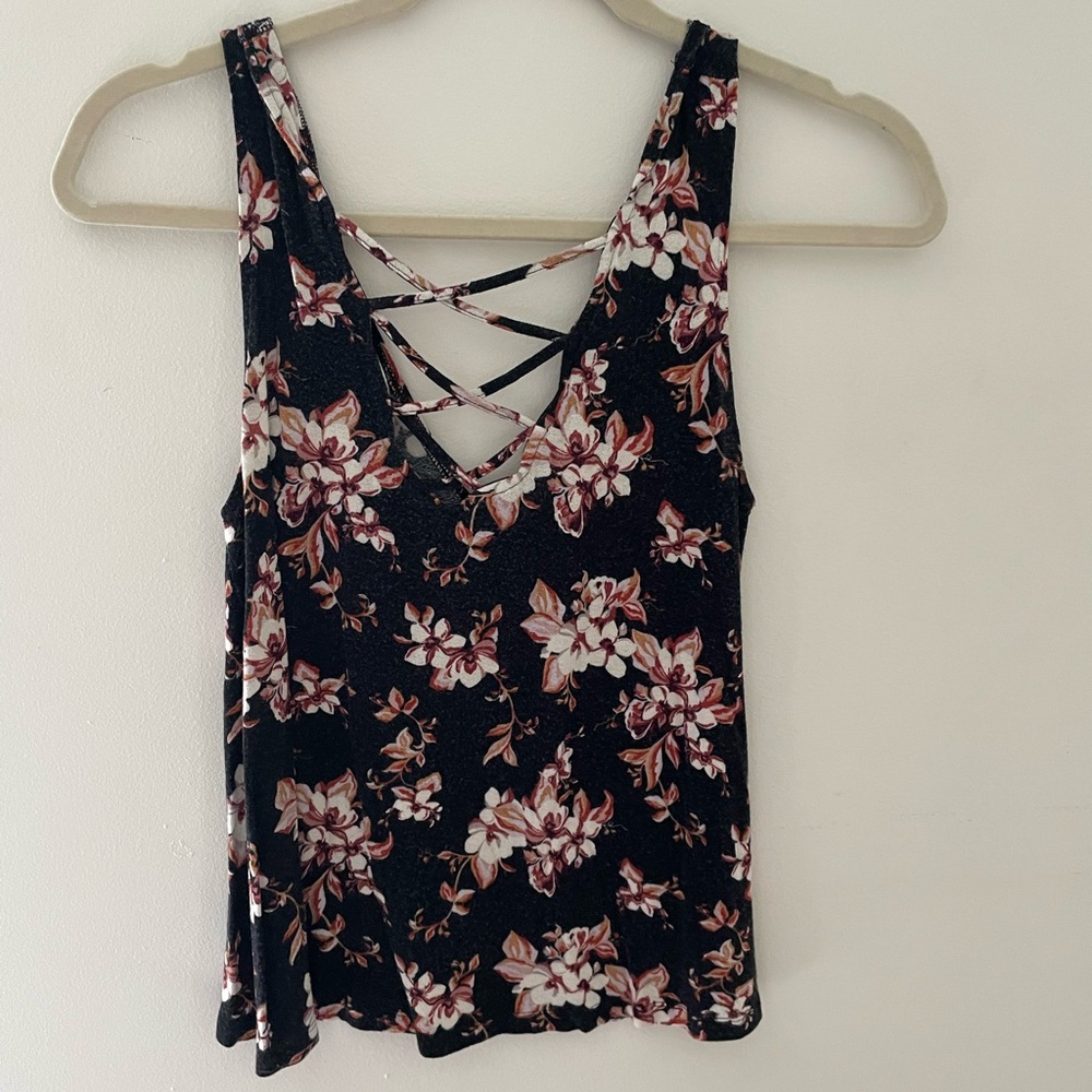 Floral Crisscross Back Tank Top - Black and Pink